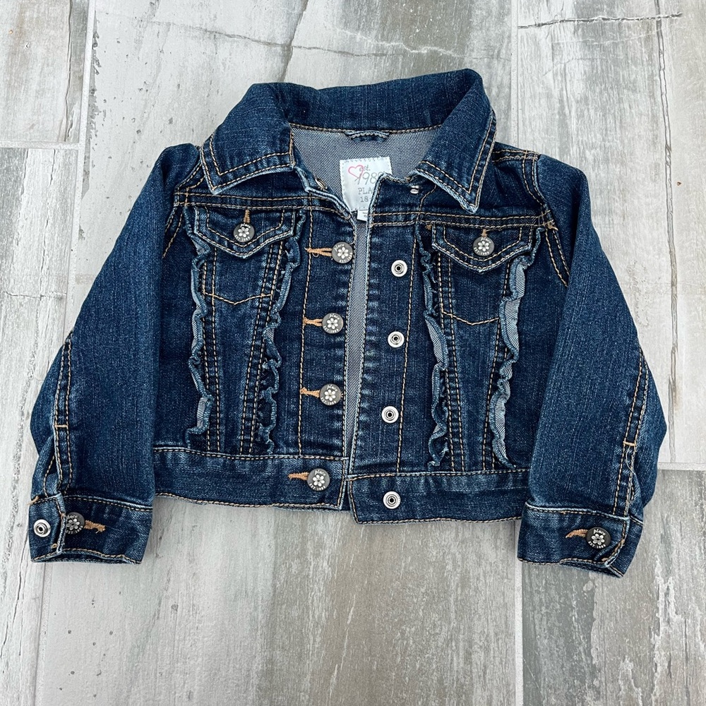 The Children’s Place baby girl Jean jacket 18months